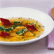 Suppe mit Eierstich Suppe mit Eierstich