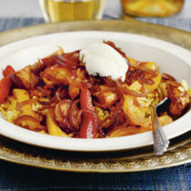 HÄHNCHEN-CURRYPFANNE