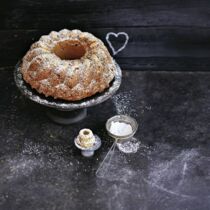 QUARK-GUGELHUPF QUARK-GUGELHUPF