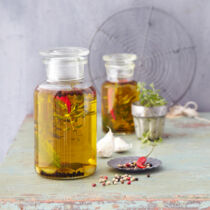 WÜRZÖL MIT CHILI WÜRZÖL MIT CHILI