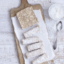 Bananen-Schoko-Bars mit Quinoa und Kokos