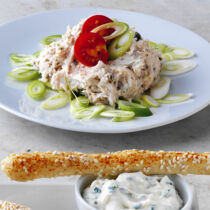 Makrelencreme auf Frühlingszwiebeln Makrelencreme auf Frühlingszwiebeln