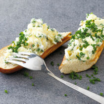 Laugenstangen mit Käse