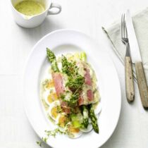 Spargelsalat mit Räucherlachs Spargelsalat mit Räucherlachs