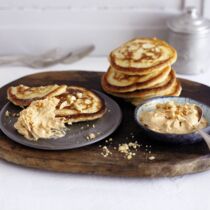 Pancakes mit Erdnuss-Zimt-creme