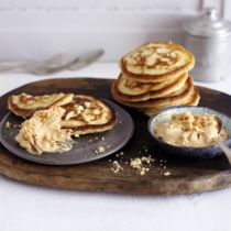 Pancakes mit Erdnuss-Zimt-creme Pancakes mit Erdnuss-Zimt-creme