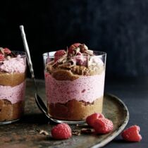 Schoko-Himbeer-Pudding mit Chia-Samen Schoko-Himbeer-Pudding mit Chia-Samen