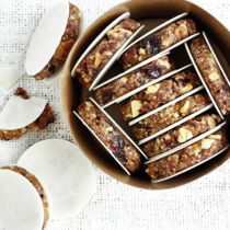 Walnuss-Kirsch-Oblaten Walnuss-Kirsch-Oblaten