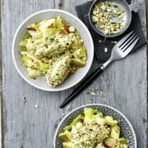 Chicorée-Birnen-Salat mit Gorgonzola-Nocken