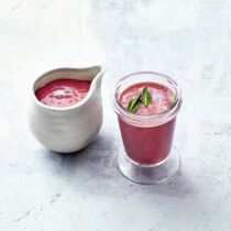 Beeriger Avocado-Smoothie