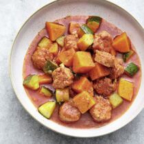 Süsskartoffeleintopf mit Salsiccia