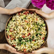 Bunter Nudelsalat mit Vollkornpasta Bunter Nudelsalat mit Vollkornpasta