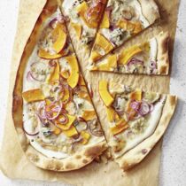 Flammkuchen mit Kürbis Flammkuchen mit Kürbis