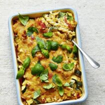 Cheezy Ofennudeln mit Zucchini