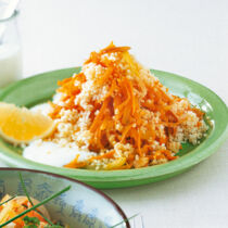 Mandel-Möhren-Couscous Mandel-Möhren-Couscous