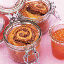 Rosenkuchen aus dem Glas Rosenkuchen aus dem Glas