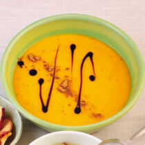 Kürbissuppe mit Pastinaken Kürbissuppe mit Pastinaken