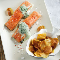 Lachs mit Kräuterschaum