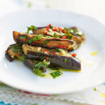 Marinierte Auberginen mit Peperoni Marinierte Auberginen mit Peperoni