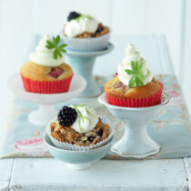 Brombeer-Cupcakes