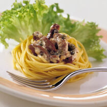 Wildgeschnetzeltes mit Pfeffersauce Wildgeschnetzeltes mit Pfeffersauce