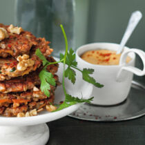 Fruchtiger Curry-Soja-Dip