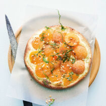 Aprikosen-Flammkuchen