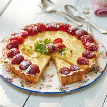 Erdbeerkuchen mit Orangencreme