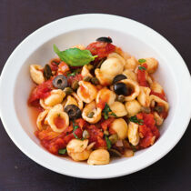 Pasta mit Olivensauce
