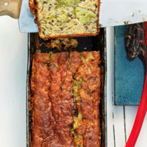 Quinoa-Mangold-Pastete mit Paprikasauce Quinoa-Mangold-Pastete mit Paprikasauce