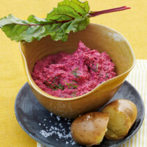 Rote-Bete-Dip mit Schafskäse