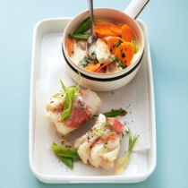 Seelachsröllchen in Weißweinsauce Seelachsröllchen in Weißweinsauce