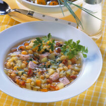 Löffelerbsen mit Speck Löffelerbsen mit Speck