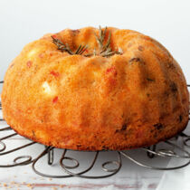 Süsser Kuchen mit Feta