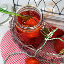 Erdbeermarmelade mit Vanille