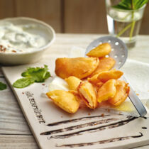 Pastinaken und gelbe Beten in Kichererbsenteig