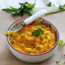 Pikante Möhren-Mandel-Creme Pikante Möhren-Mandel-Creme