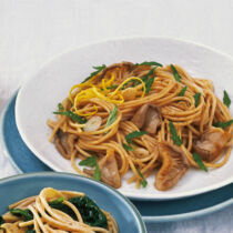 Vollkornspaghetti mit Austernpilzen Vollkornspaghetti mit Austernpilzen