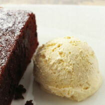 Weisses Schokoladeneis Weisses Schokoladeneis