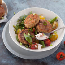 Thunfischbuletten mit Bohnensalat