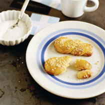 KOULOURAKIA MIT SESAM