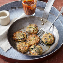 Quinoa-Burger mit Spinat