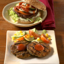 Hamburger mit Relish-Gurken