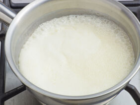 Eis selber machen Grundrezept für Eiscreme Schritt 1 Eis selber machen Grundrezept für Eiscreme Schritt 1