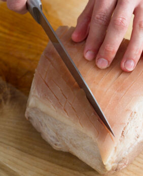 Schweinebraten mit Kruste Schweinebraten mit Kruste