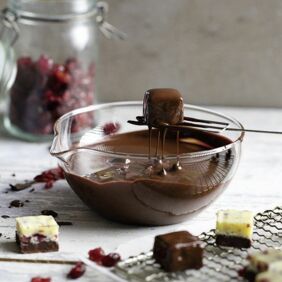 Chili-Cranberry-Pralinen Chili-Cranberry-Pralinen