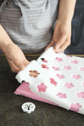 Das Cake Drum eindecken Das Cake Drum eindecken