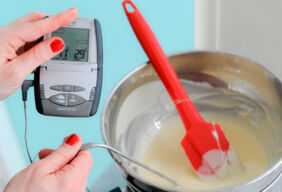 Weisse Schokolade temperieren Kuchen Unterseite Rezepte Kuvertüre-6