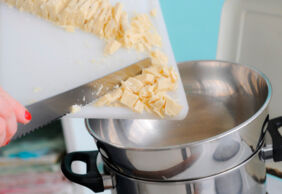 Weisse Schokolade temperieren Kuchen Unterseite Rezepte Kuvertüre-2