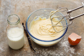Grundrezept Füllung Motivtorte Vanillecreme Grundrezept Füllung Motivtorte Vanillecreme